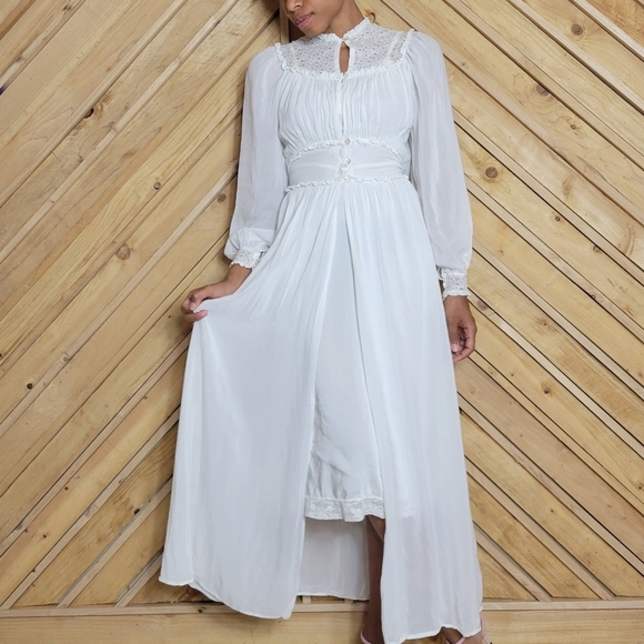 Vintage Lace Victorian 70s Style Nightgown Slip and Coat XS - Picture 14 of 16